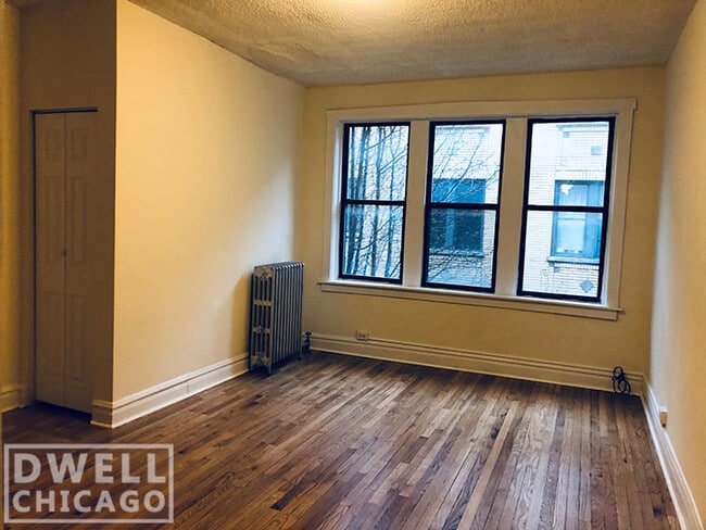 1518 N Kedzie Ave, Unit 1 in Chicago, IL - Building Photo - Building Photo