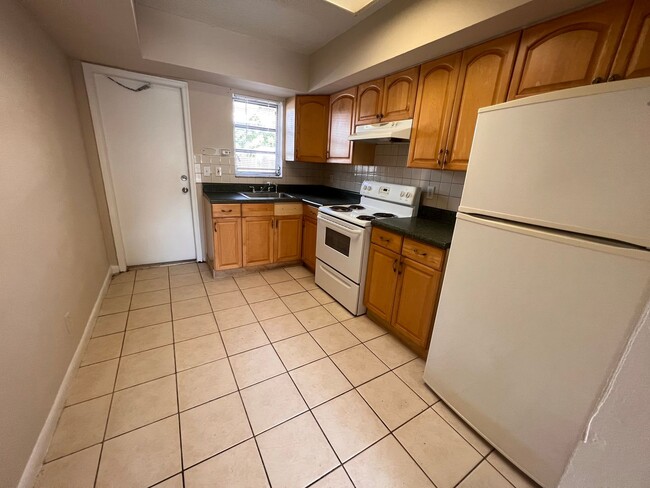 716 SW 7th St in Dania Beach, FL - Building Photo - Building Photo