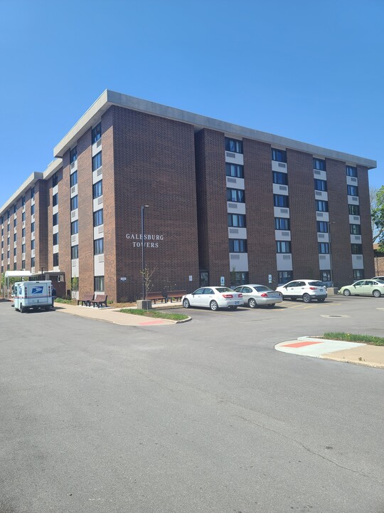 Galesburg Towers in Galesburg, IL - Foto de edificio