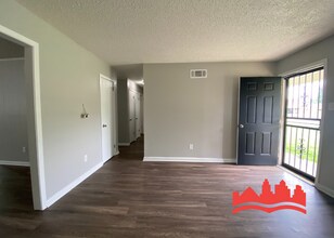 4613 White Fox St in Memphis, TN - Building Photo - Building Photo