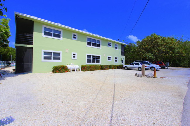 102 Tequesta St in Tavernier, FL - Building Photo - Building Photo