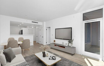 530 K St, Unit 216 in San Diego, CA - Building Photo - Building Photo