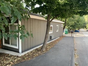 13076 Ridge Rd in Grass Valley, CA - Building Photo - Building Photo