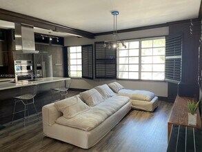 610 8th St in Miami Beach, FL - Building Photo - Building Photo