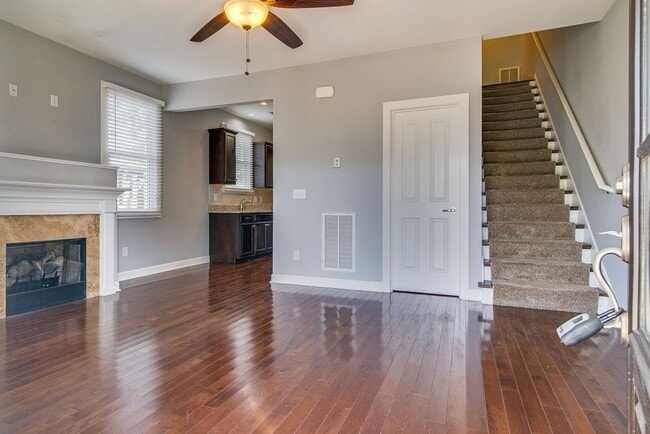 1820B 5th Ave N in Nashville, TN - Building Photo - Building Photo