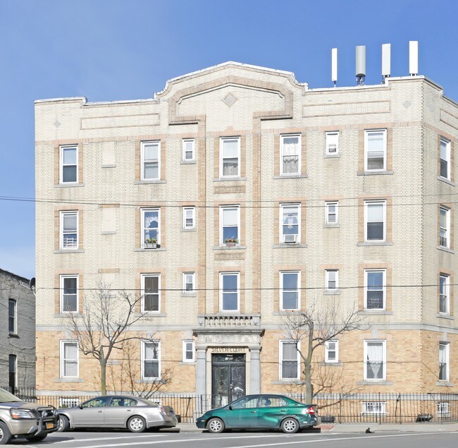 6810 Forest Ave in Ridgewood, NY - Building Photo - Building Photo