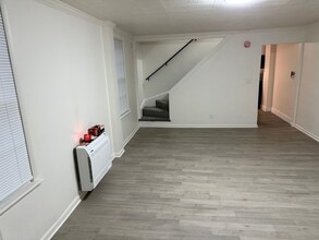 6313 Windsor Mill Rd in Baltimore, MD - Building Photo - Building Photo