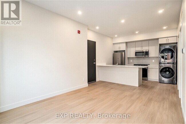 158 Laval St in Ottawa, ON - Building Photo - Building Photo