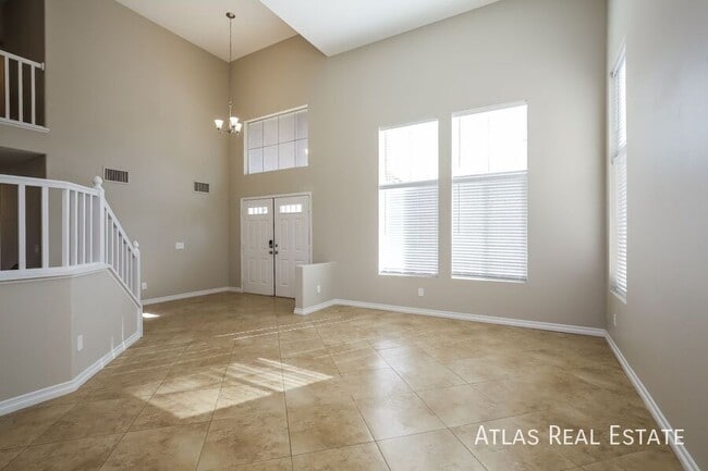 1030 W Moorpoint Dr in North Las Vegas, NV - Building Photo - Building Photo