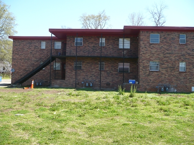 Library Court Apartments in Birmingham, AL - Building Photo - Building Photo