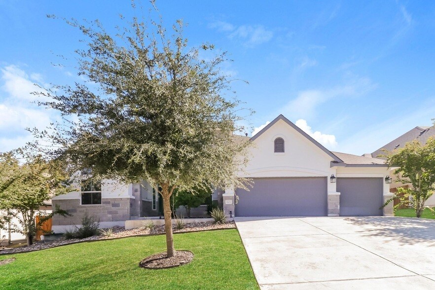 6101 Antelope Well Ln in Austin, TX - Foto de edificio