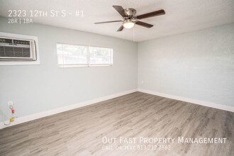2323 12th St S, Unit #1 in St. Petersburg, FL - Building Photo - Building Photo