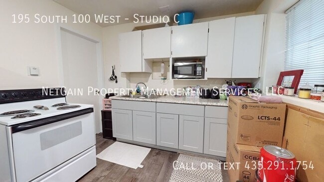 195 S 100 W in Cedar City, UT - Building Photo - Building Photo