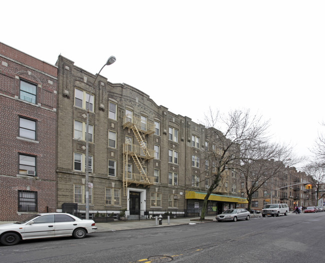 4015 7th Ave in Brooklyn, NY - Building Photo - Building Photo