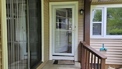 2 Hedgeway St in Ayer, MA - Building Photo - Building Photo