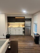 21968 Box Car Square, Unit Private Pad - Furnished - Utilities Included in Sterling, VA - Foto de edificio - Building Photo