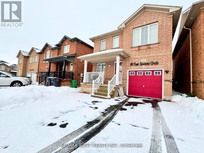 98 Four Seasons Cir in Brampton, ON - Building Photo - Building Photo