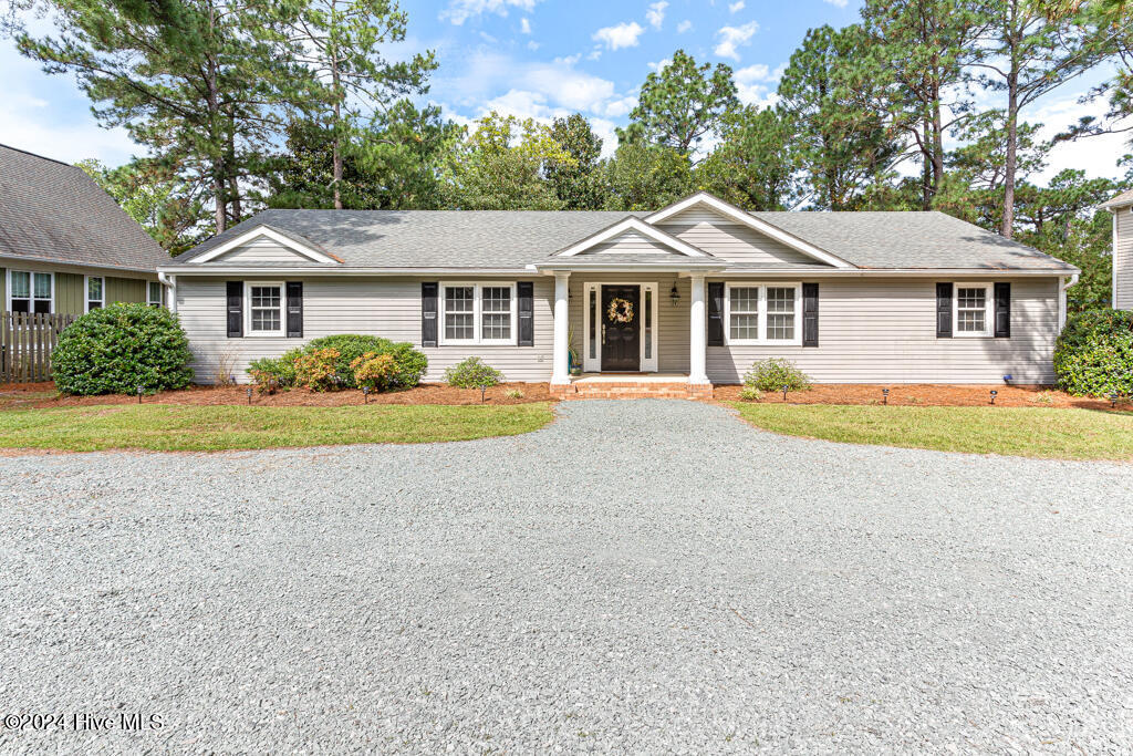 750 N Page St in Southern Pines, NC - Building Photo