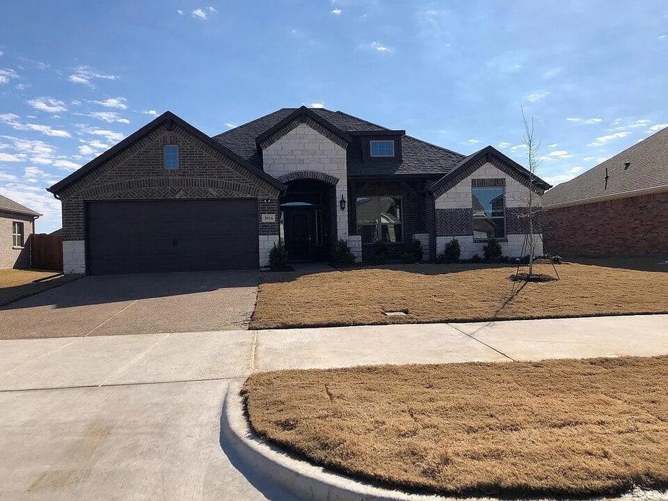3016 Bobcat Dr in Melissa, TX - Foto de edificio