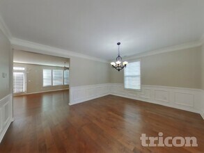 341 Revolution Dr, Unit 9b in Peachtree City, GA - Foto de edificio - Building Photo