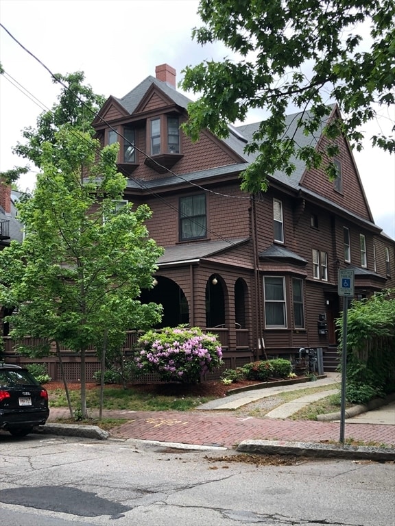 61 Garfield St, Unit #1