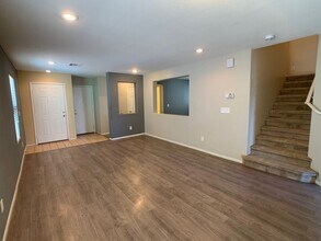 5662 Thunder Spirit St in Las Vegas, NV - Building Photo - Building Photo