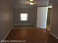 6901 NW 55th St photo'