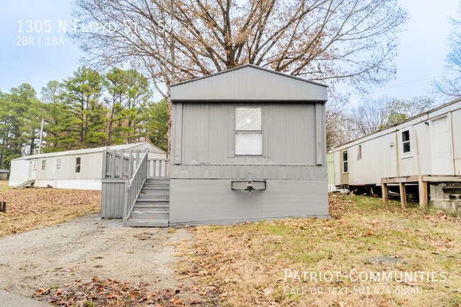 1305 N Floyd St in Jonesboro, AR - Building Photo - Building Photo