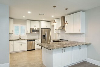 3602 W Leona St in Tampa, FL - Building Photo - Building Photo