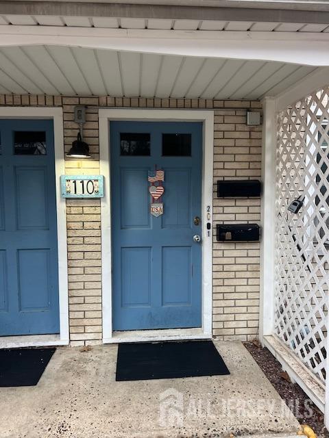 110 Deerfield Rd in Sayreville, NJ - Building Photo - Building Photo