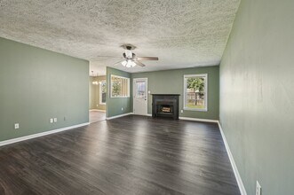 2932 Chillingworth Dr in Fayetteville, NC - Building Photo - Building Photo