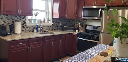 3809 Broadway in Fair Lawn, NJ - Building Photo - Building Photo