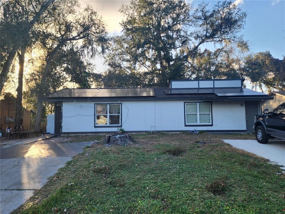 1105 Old S Dr in Lakeland, FL - Building Photo