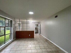 916 Deer Park Rd in Shreveport, LA - Building Photo - Building Photo