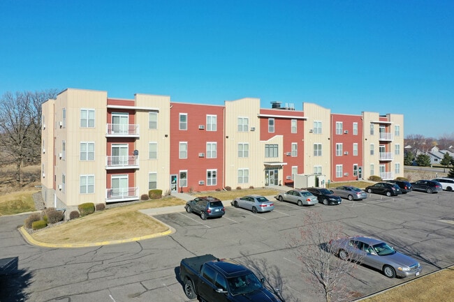 The Ponds at Heritage Place in Sartell, MN - Foto de edificio - Building Photo
