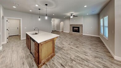 9901 Quarter Horse Trl in Yukon, OK - Building Photo - Building Photo