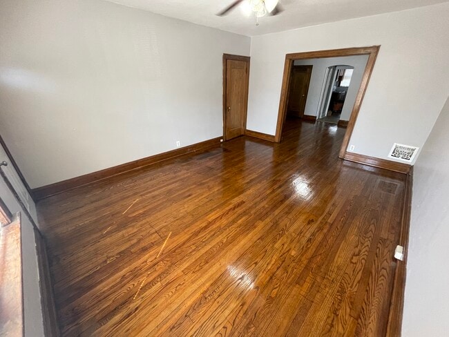 3633 Dunnica Ave, Unit 3633 1st Floor in St. Louis, MO - Building Photo - Building Photo