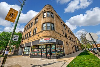 8000 S Ashland Ave in Chicago, IL - Building Photo - Building Photo