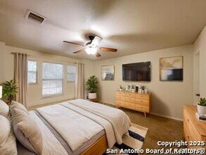16118 Barrel Run in San Antonio, TX - Building Photo - Building Photo