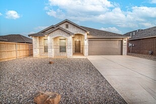 2714 Southwest St in Midland, TX - Building Photo