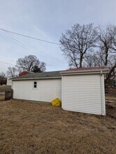511 E 8th St in Rock Falls, IL - Foto de edificio - Building Photo