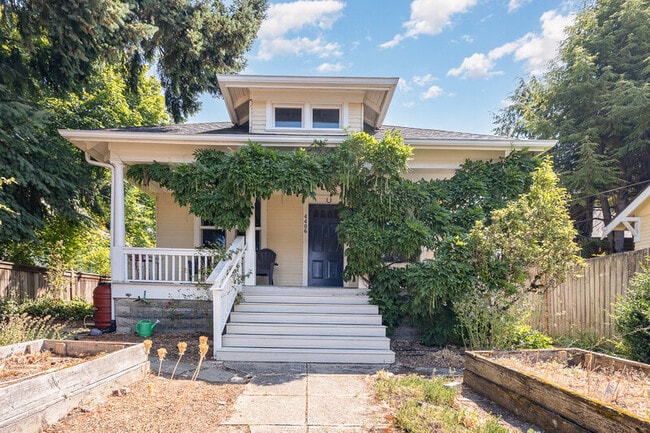 property at 4406 6th Ave NW