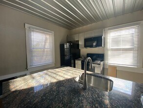 323 The Plaza in Athens, GA - Building Photo - Building Photo