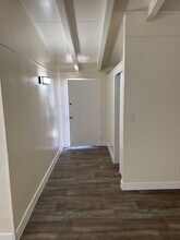 575 Jeffree St in El Cajon, CA - Building Photo - Building Photo