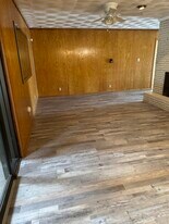 111 Timothy Trail in Duncanville, TX - Building Photo