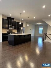 1121 Sunset Ave Ext in Charlottesville, VA - Building Photo - Building Photo