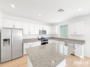 4281 Empressa Cir in Lake Elsinore, CA - Building Photo - Building Photo