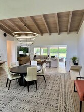 705 SE Atlantic Dr in Lantana, FL - Building Photo - Building Photo