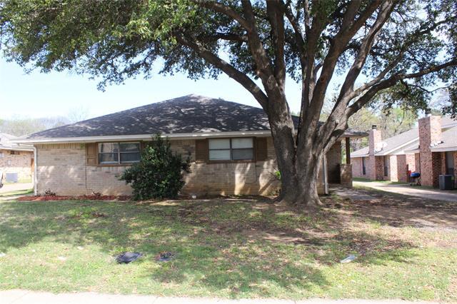 property at 927 Bluebird Dr