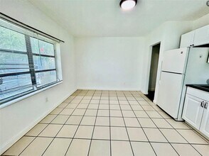 534 SW 6th Ct in Miami, FL - Building Photo - Building Photo